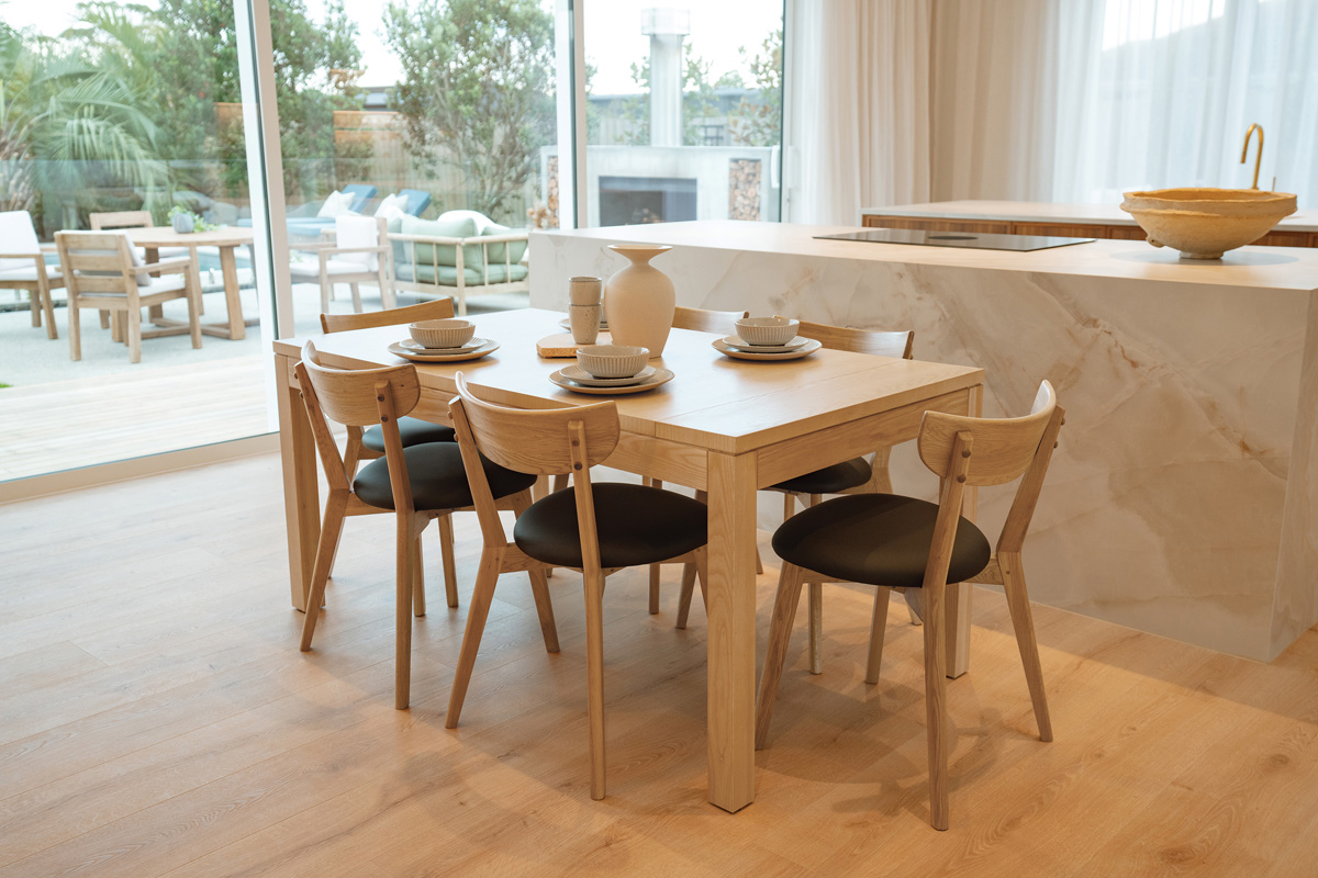 Modena DT - Pero Chairs 5mb